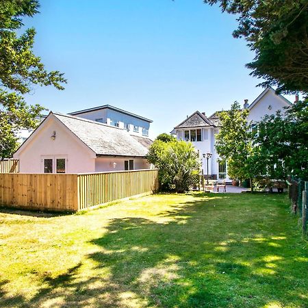 The Annex - Unparalleled Beach Front Luxury Accommodation - Private South West Facing Patio Area - Pet Friendly - Sky - Netflix - Super Fast Wi-Fi - Stones Throw To The Beach Bournemouth Exterior foto